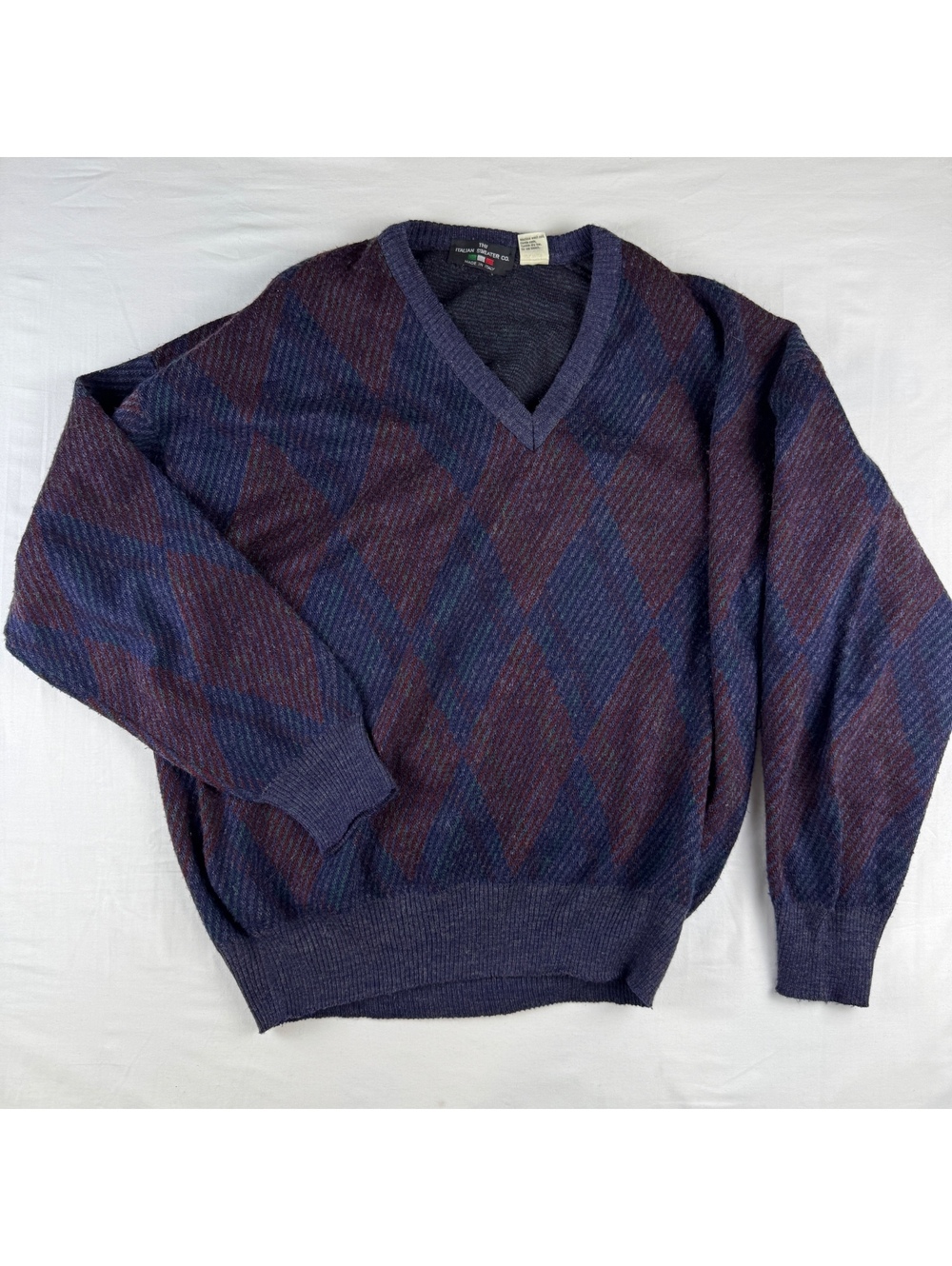 Vintage The Italian Sweater Co. Men's V-Neck Argyle Wool Acrylic Sweater Large